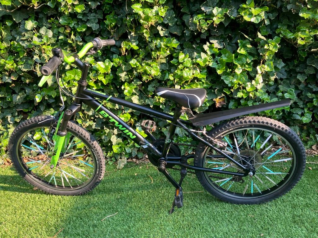 B'Twin kinderfiets 20 inch - Zwart/Groen, Ophalen, Gebruikt, 20 inch, Versnellingen