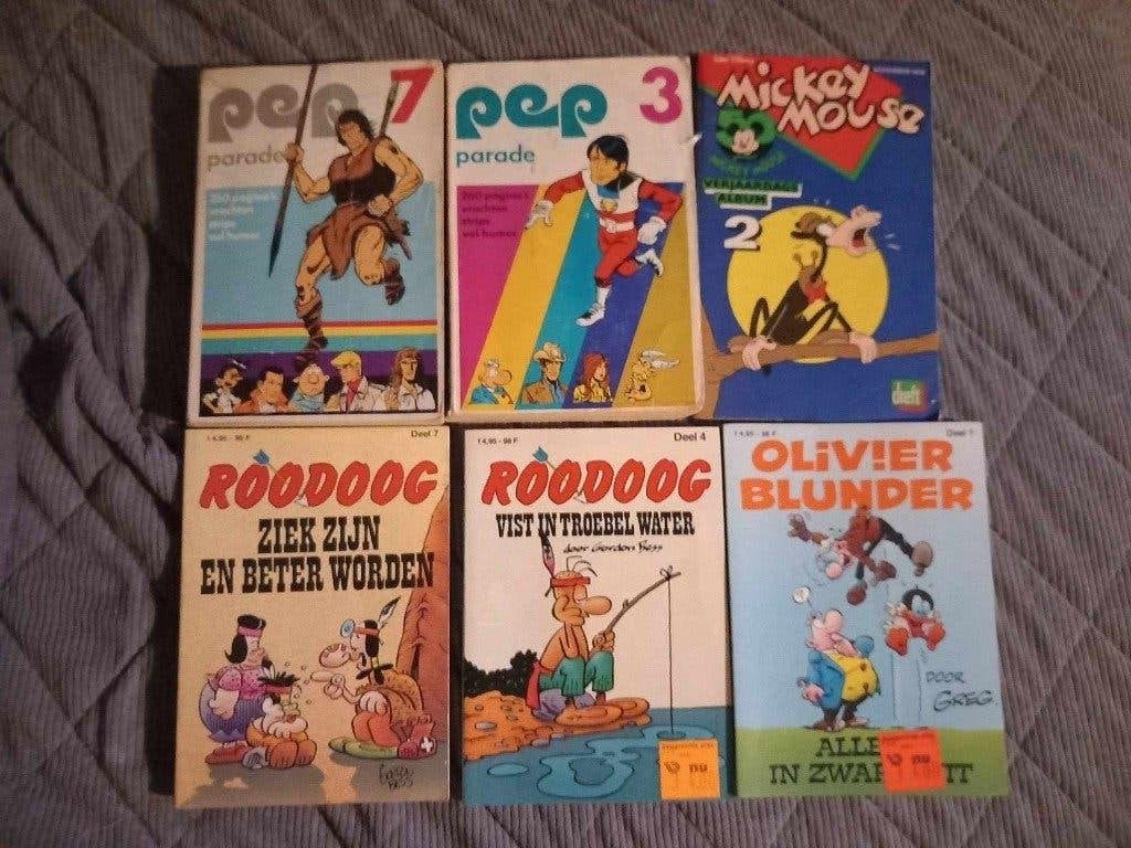 81x mini boekjes 15 euro weg is weg, Meerdere stripboeken, Ophalen of Verzenden, Gelezen