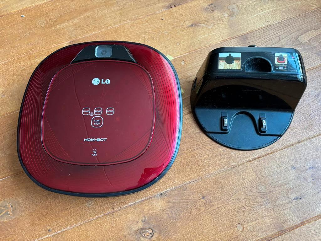 robot stofzuiger LG VPARQUET – defect, Witgoed en Apparatuur, Stofzuigers, Ophalen, Robotstofzuiger, Niet werkend, Minder dan 1200 watt