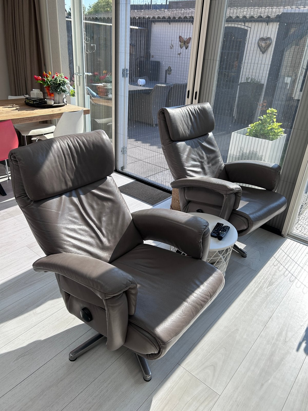 2x leren Prominent relaxfauteuils, Huis en Inrichting, Stoelen, Ophalen, Gebruikt, Twee, Leer