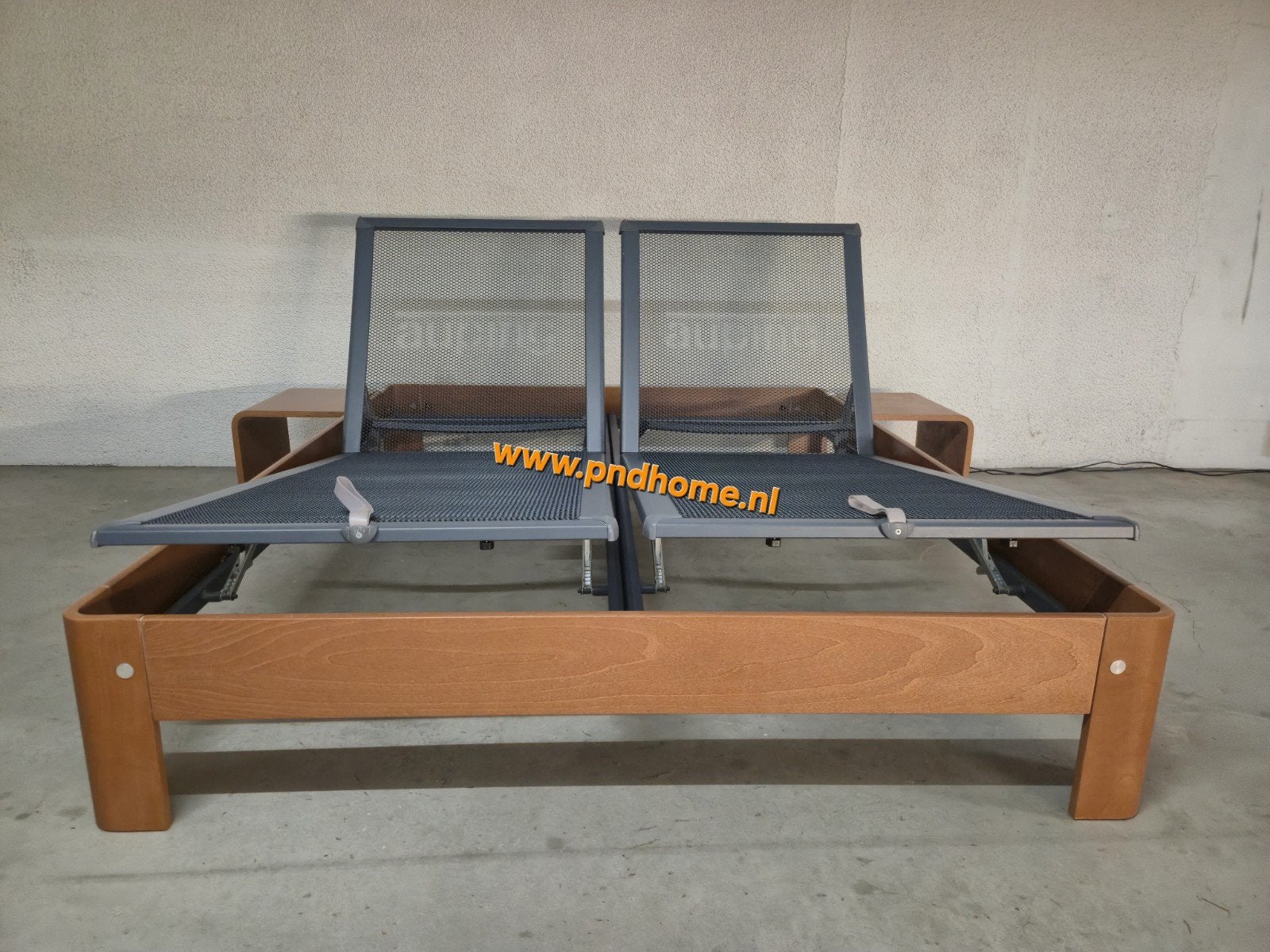 Auping Auronde Bed 160x200 Kersenhout  Elektrische bodems, Verstelbaar, Bruin, Tweepersoons, Ophalen of Verzenden