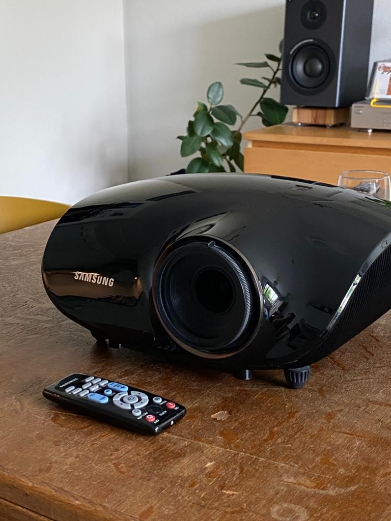 Samsung SP-A600 beamer, niet meer goed werkend, Ophalen of Verzenden, DLP, Samsung, Full HD (1080)