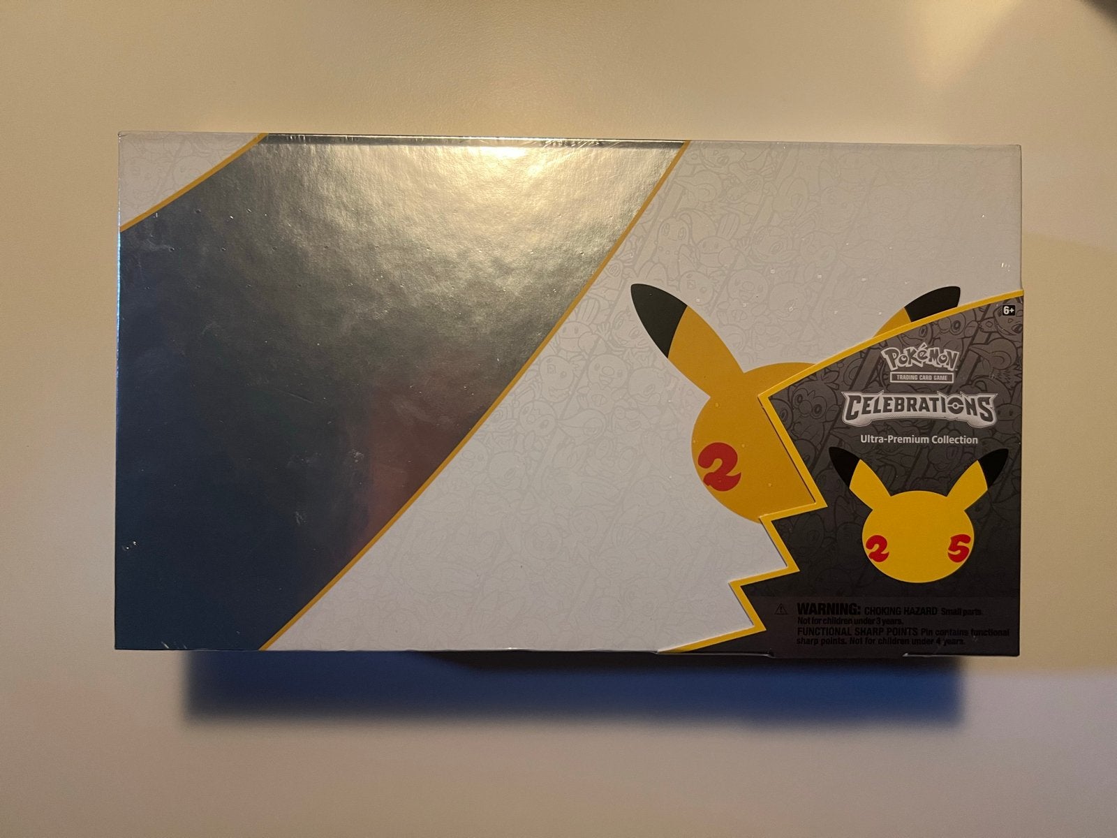 Ultra Premium Collection Box - Celebrations - Sealed & Mint, Ophalen of Verzenden, Nieuw, Overige typen