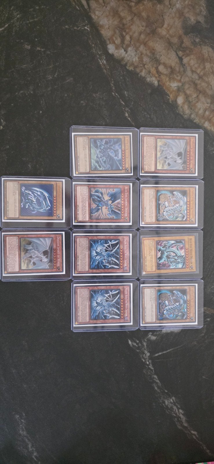 Yu-Gi-Oh! Blue-Eyes White Dragon Kaarten Collectie, Ophalen of Verzenden, Zo goed als nieuw, Meerdere kaarten