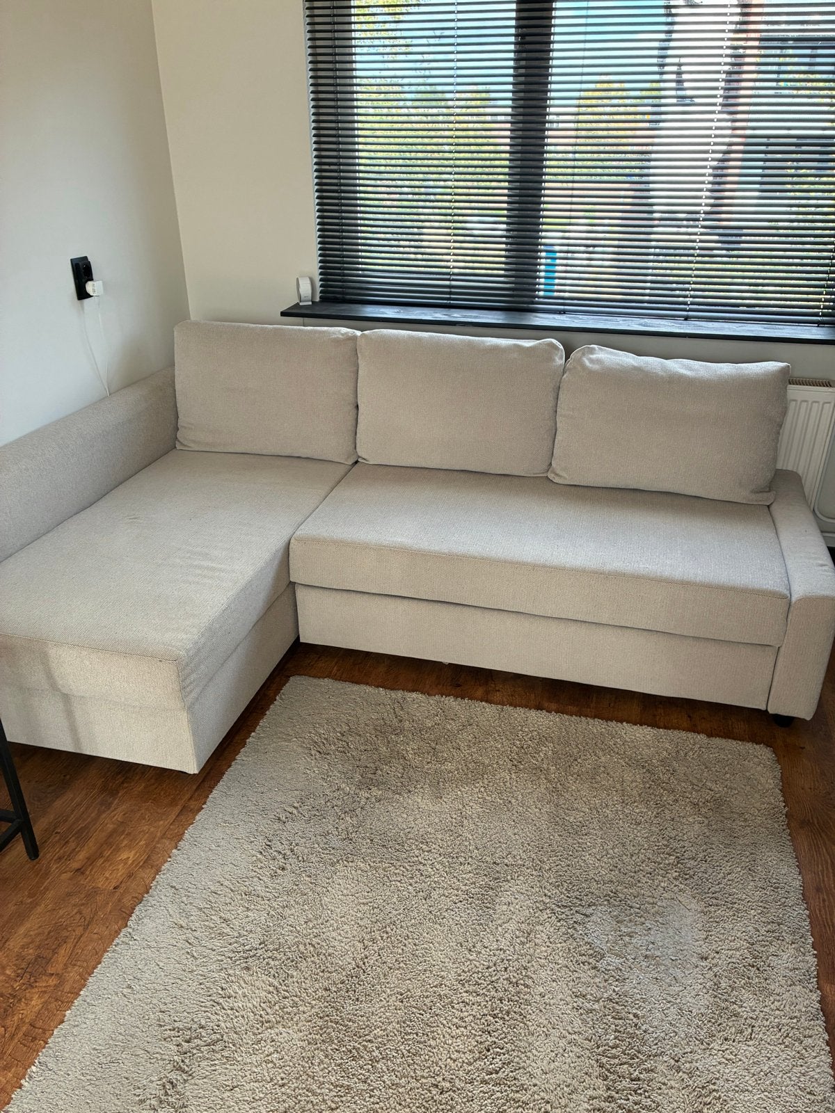 IKEA FRIHETEN slaapbank met opbergruimte, Ophalen, Gebruikt, Beige, Tweepersoons