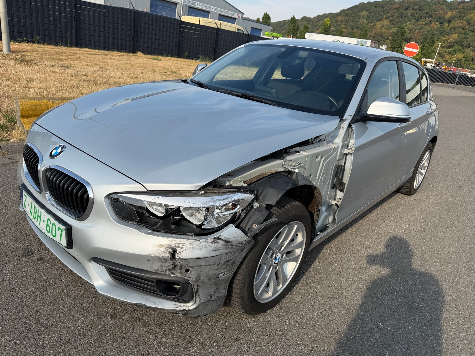 BMW 1-serie Automaat - Schadevoertuig met onderdelen, Ophalen of Verzenden, BMW