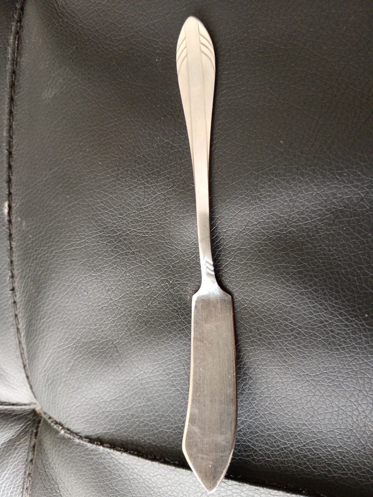 Van gero zilmeta 581 Visgraat Kaasmesje, Antiek en Kunst, Antiek | Bestek, Ophalen of Verzenden