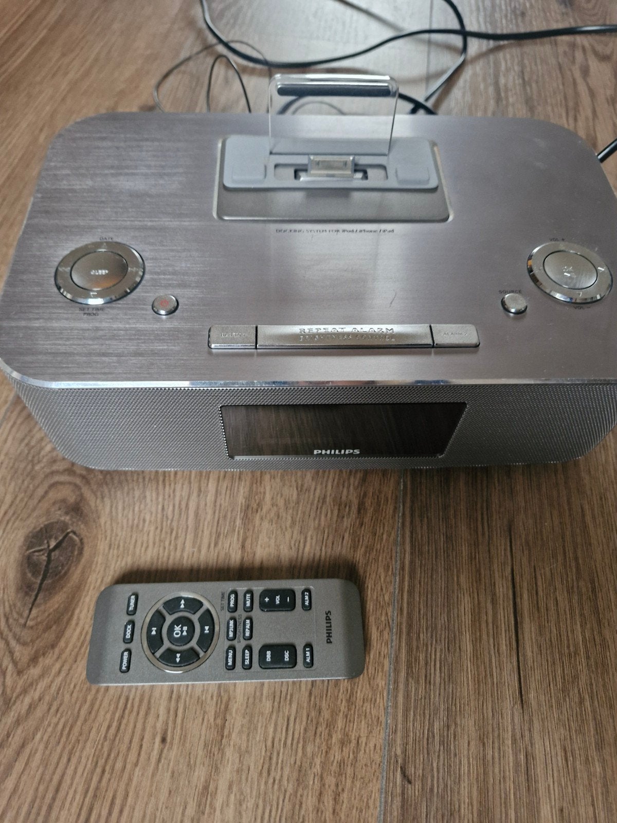 Philips Dockingstation voor Ipad Ipod en Iphone, Ophalen, Gebruikt, Radio