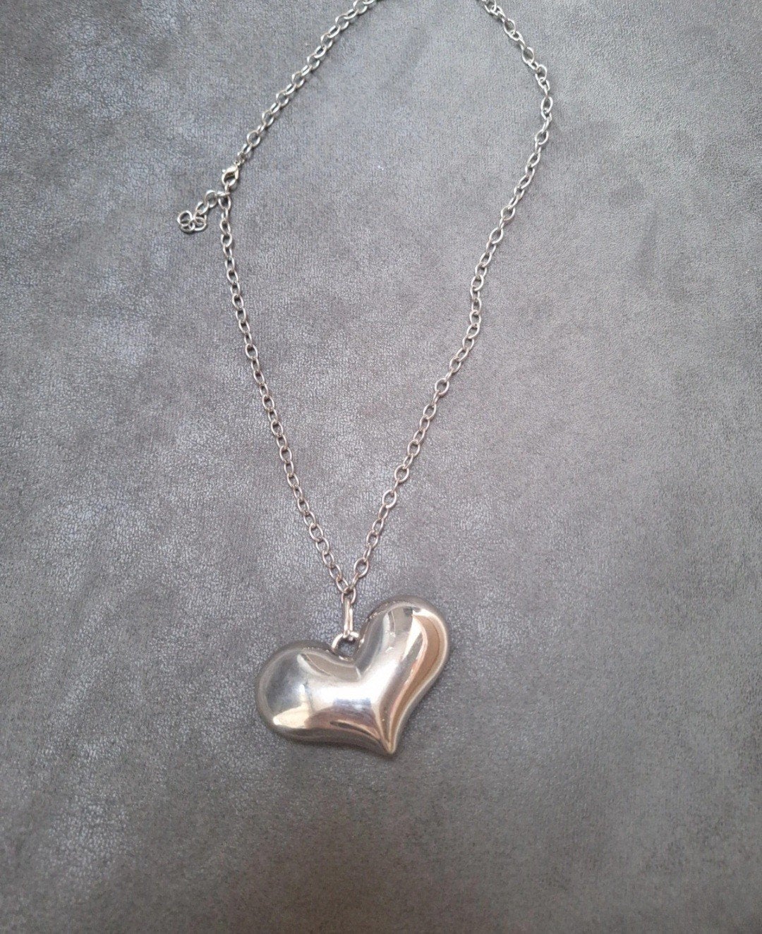 Ketting met groot hartje, Sieraden, Tassen en Uiterlijk, Kettingen, Overige materialen, Verstelbaar, Nieuw, Ophalen of Verzenden