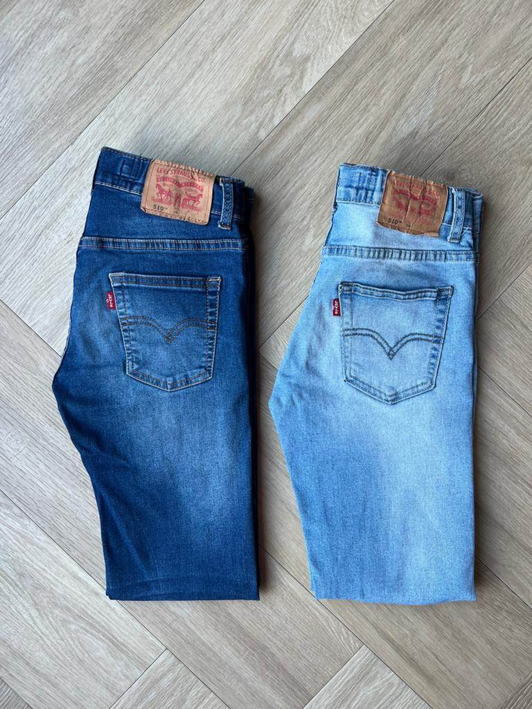 Spijkerbroeken, Levi’s 510, maat 134/140 (10), Ophalen of Verzenden, Zo goed als nieuw, Jongen of Meisje, Broek