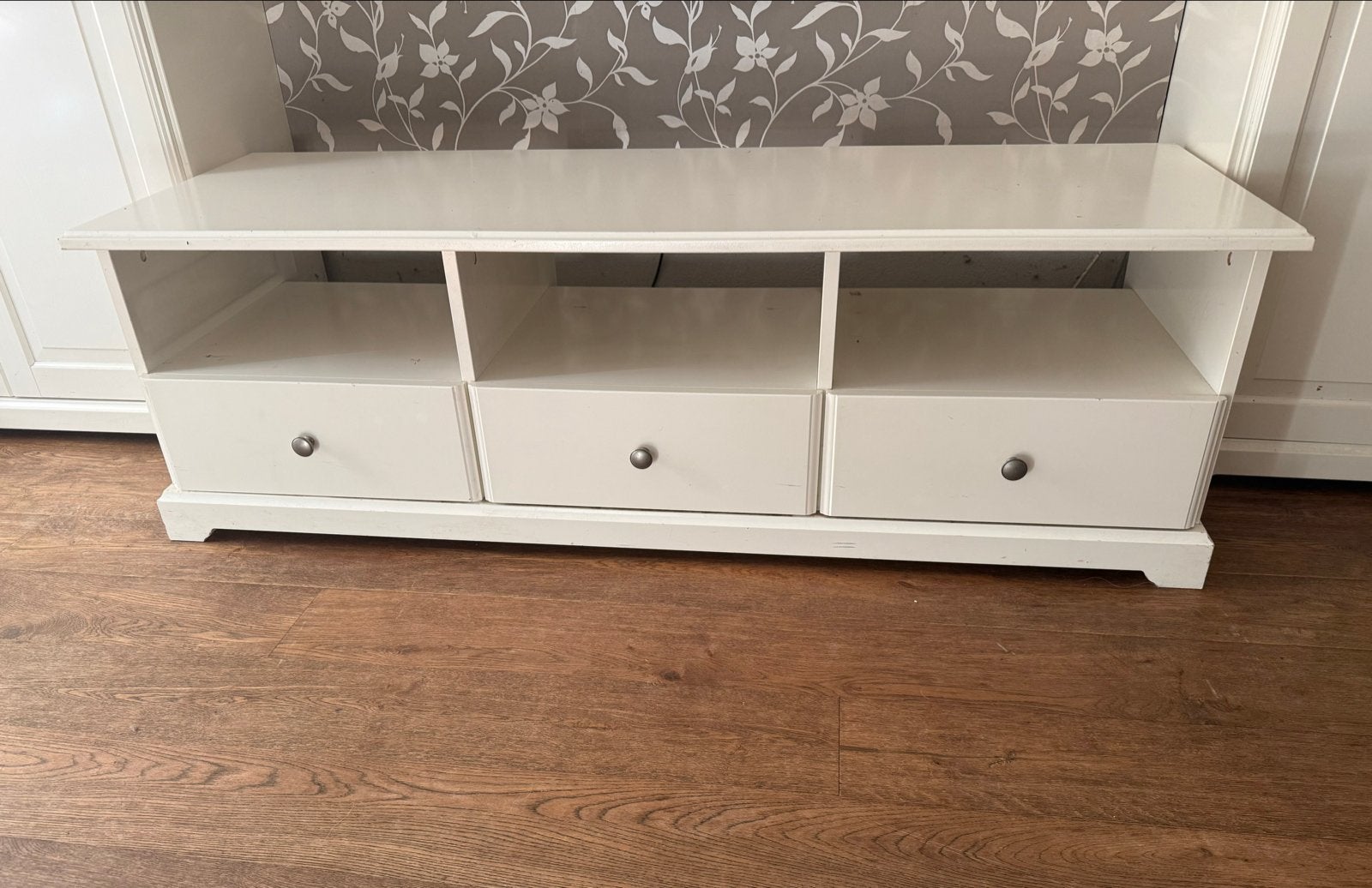 Ikea Liatorp TV-meubel, Ophalen, Gebruikt, 100 tot 150 cm, Minder dan 100 cm