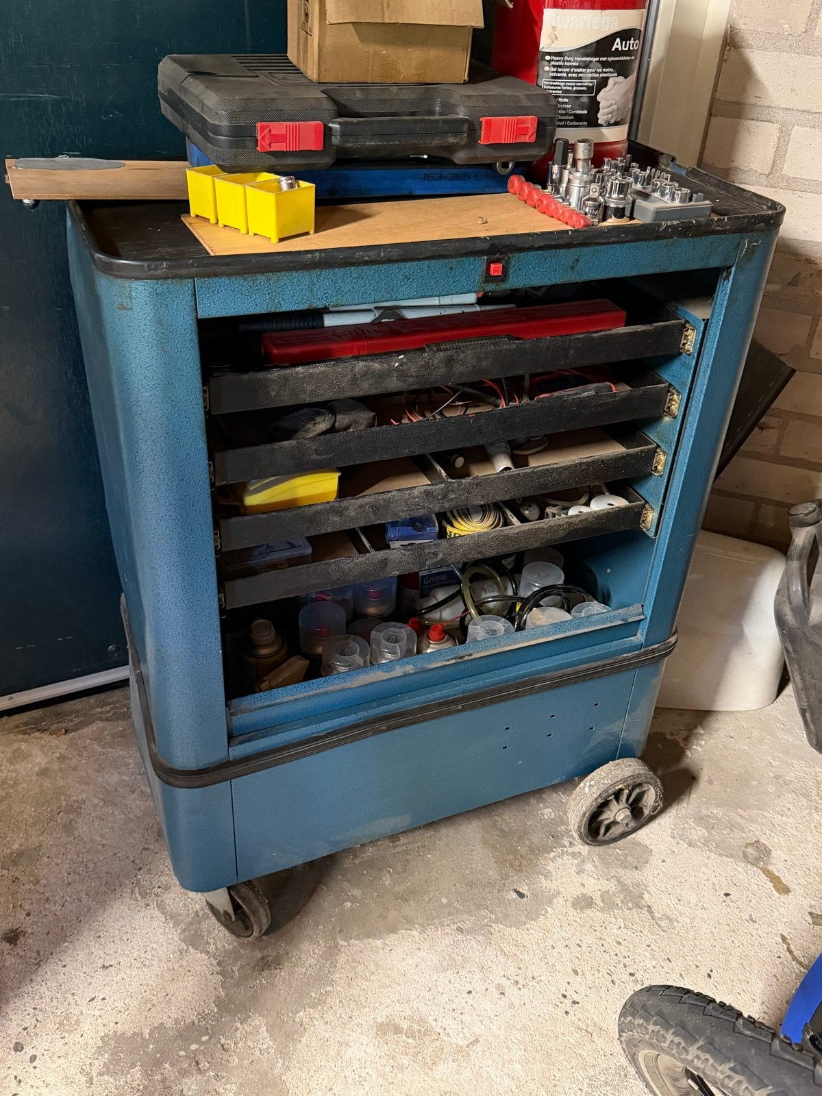 Gereedschapswagen gedore, Ophalen, Gebruikt