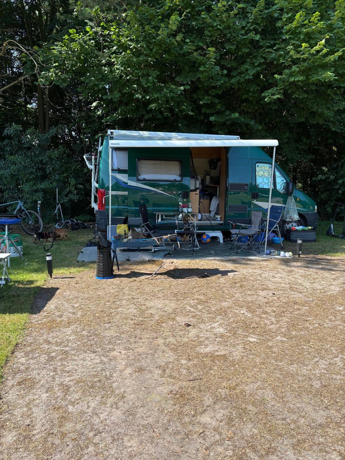 Nette Pössl buscamper 2005/ lage km.stand/NIEUWE APK., Caravans en Kamperen, Campers, Buscamper of Camperbus, Ringverwarming, Pössl
