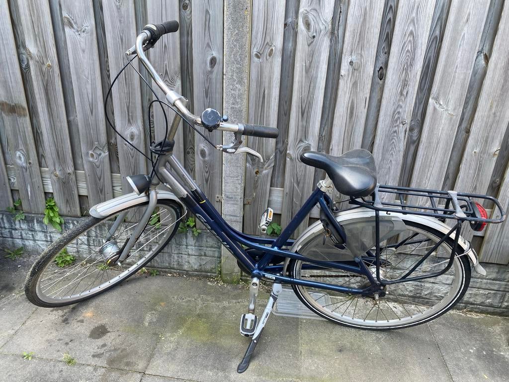 Gazelle fiets, blauw, met slot en bagagedrager, Fietsen en Brommers, Fietsen | Dames | Damesfietsen, Ophalen, Terugtraprem, Versnellingen