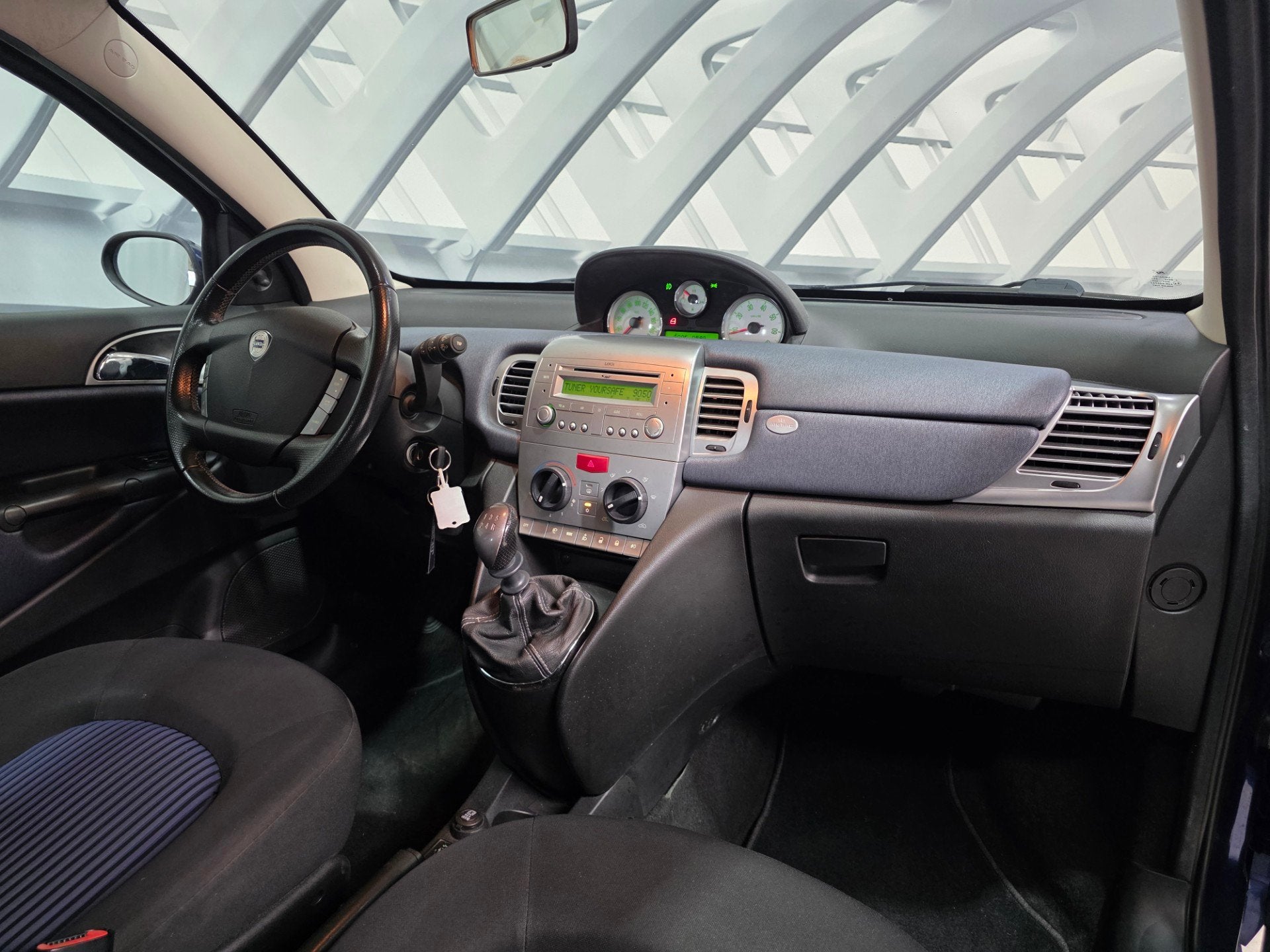 Lancia Ypsilon 1.4 Oro airco, Voorwielaandrijving, Stof, Gebruikt, 31 €/maand