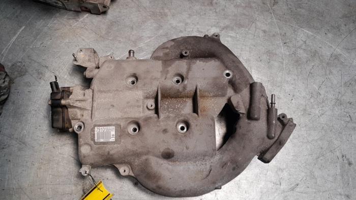 Inlaatspruitstuk van een Opel Antara, Gebruikt, -, -, Opel
