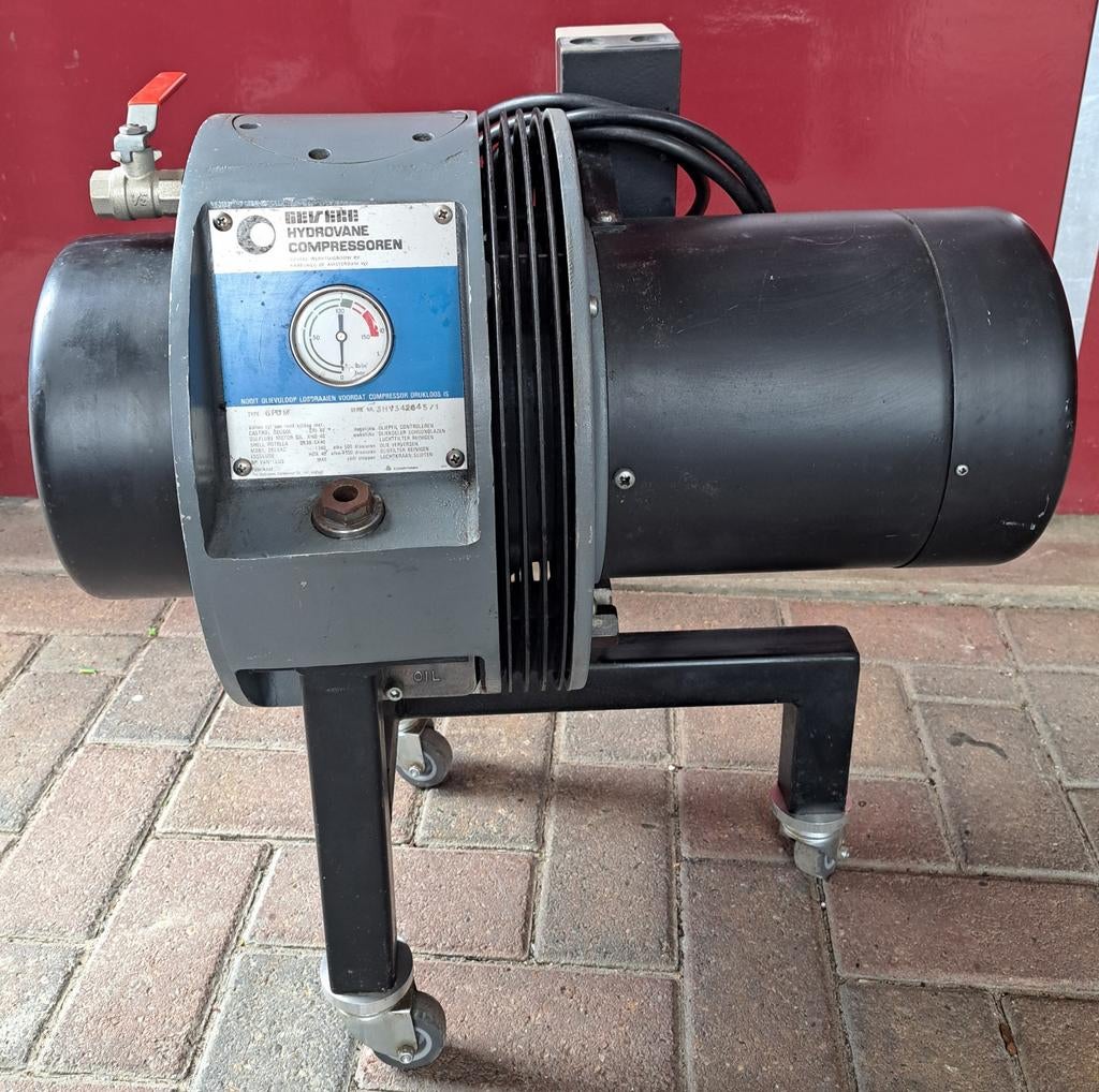 Hydrovane compressor 380 v, Doe-het-zelf en Verbouw, Compressors, 100 liter of meer, Ophalen, Minder dan 200 liter/min