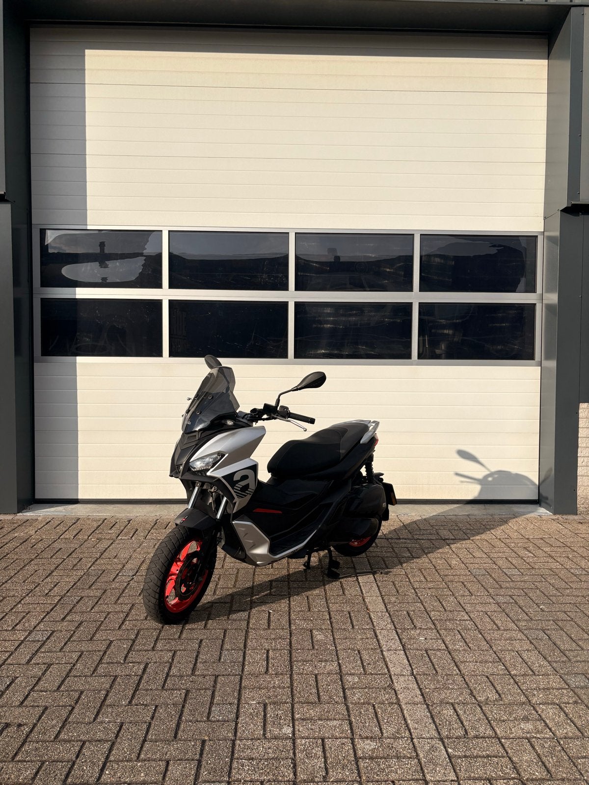 Aprilia SR GT 200 Sport - Zo goed als nieuw, Ophalen, Overige modellen, Maximaal 45 km/u, Zo goed als nieuw