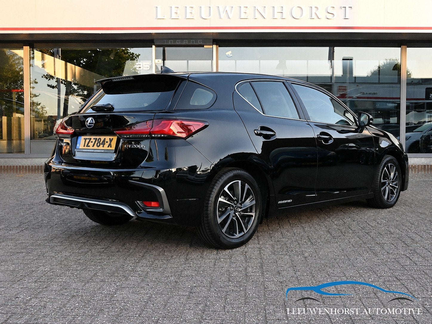 Lexus CT 200h Business Launch Edition, alcantara, camera, cr, 136 pk, Gebruikt, 4 cilinders, Zwart