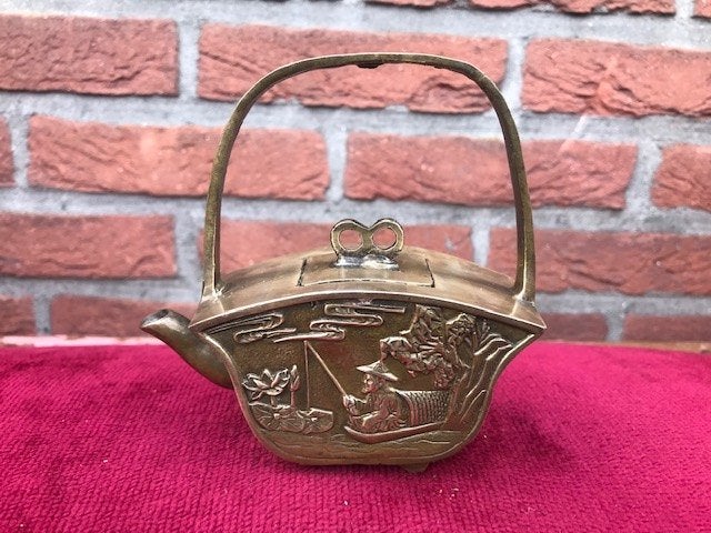 aziatica: elegante bronzen waterdruppelaar, Antiek en Kunst, Ritueel object, Ophalen of Verzenden, China, Gemerkt