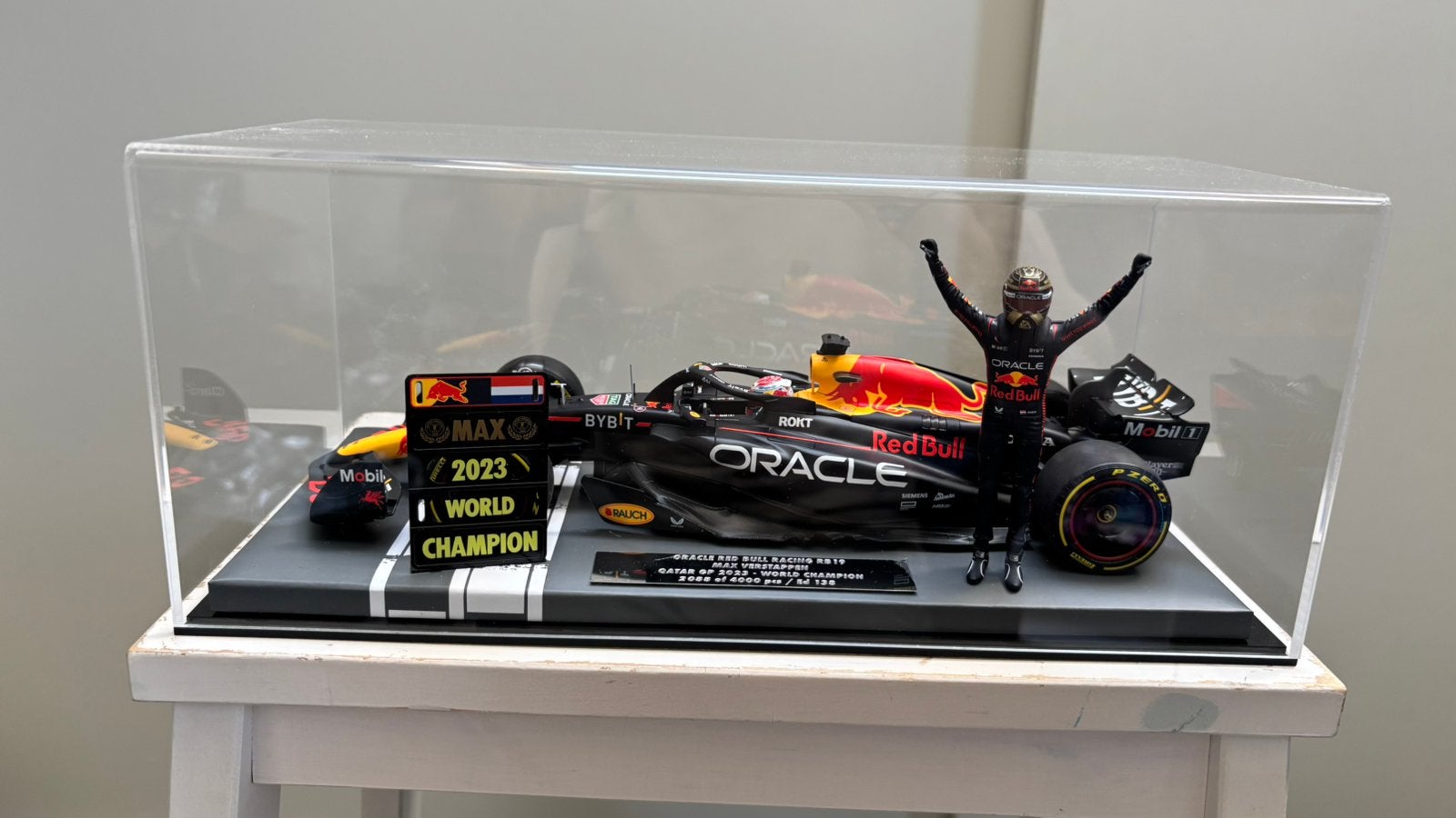 Max Verstappen 1:18 world champion 2023, Ophalen of Verzenden, Nieuw, Auto, MiniChamps