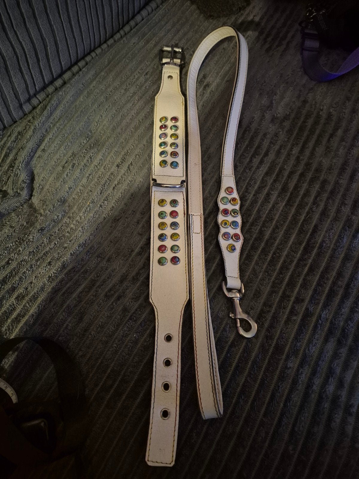 Wit leren doxtasy Silly stones halsband met riem., Dieren en Toebehoren, Ophalen of Verzenden, Nieuw