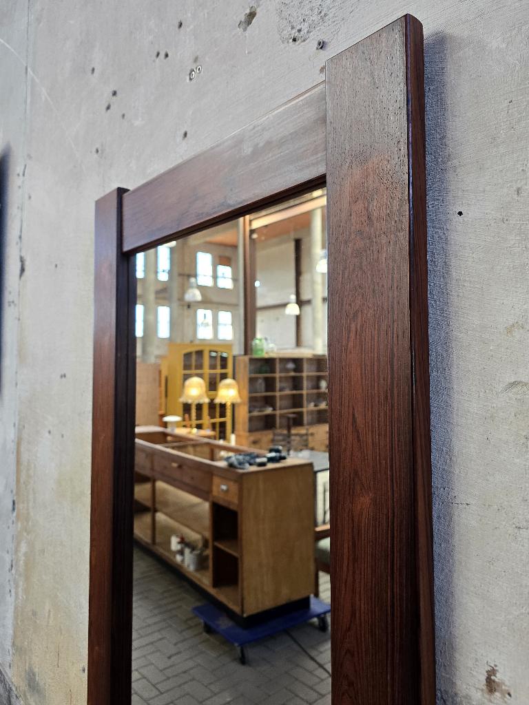 Mid Century Deens Design Spiegel Palissander Hout Vintage, Gebruikt, 100 tot 150 cm, Ophalen of Verzenden, Rechthoekig