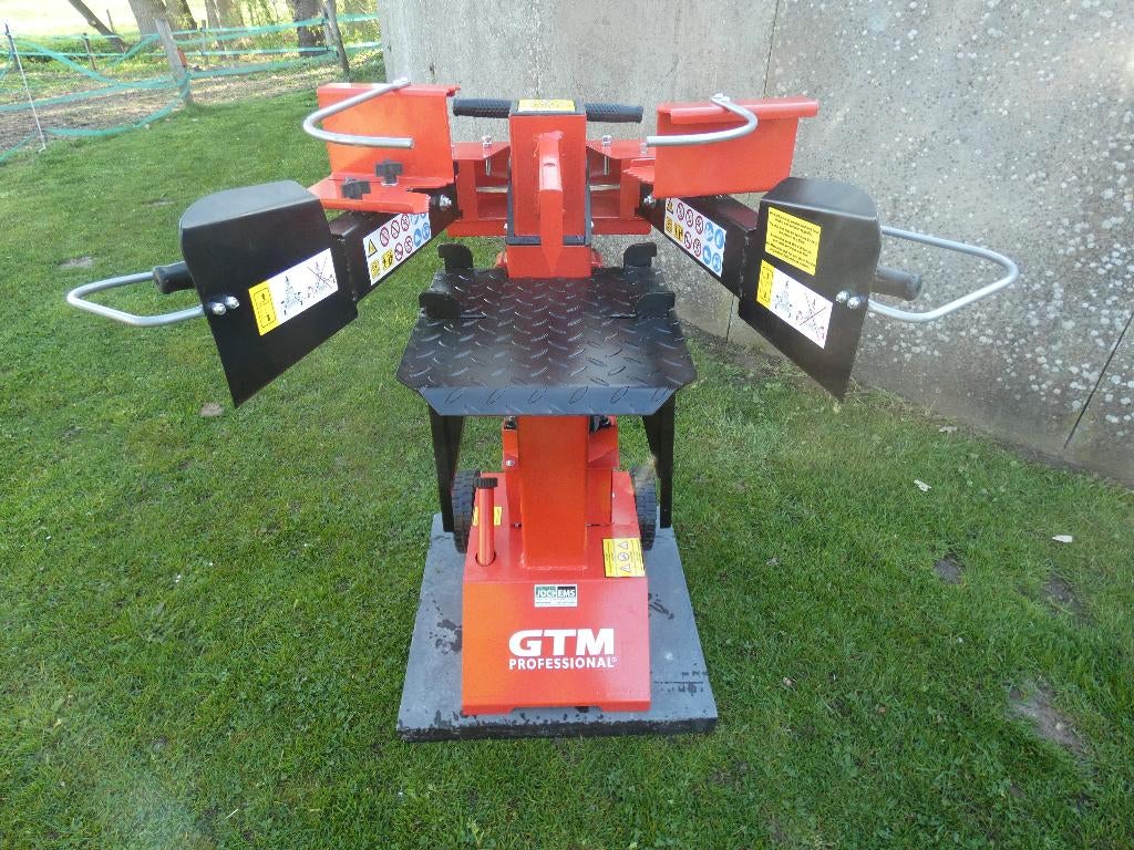 Nieuwe GTM houtklovers (type GTL8000, kloofkracht 8 ton), GTM, Staand, GTM, GTM