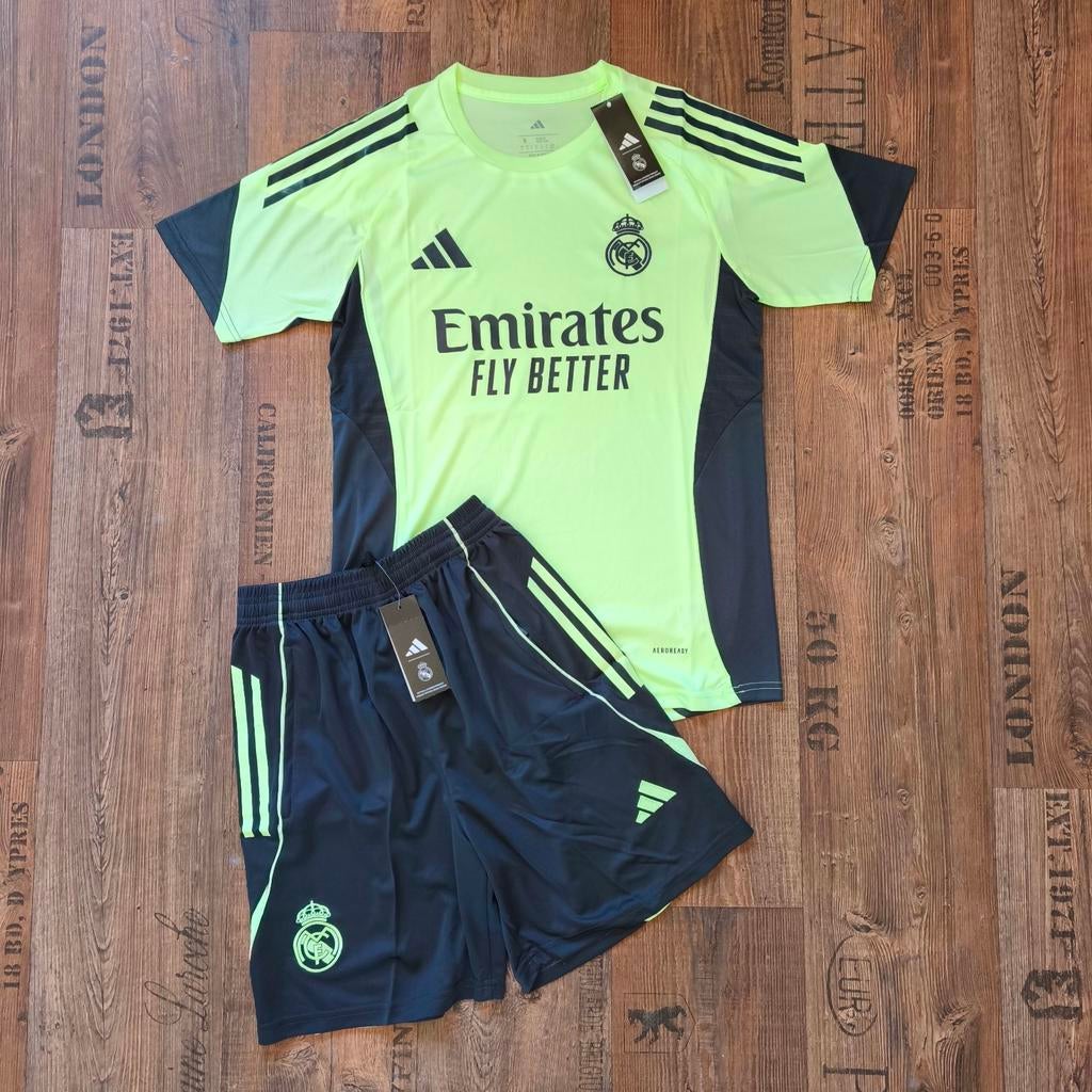 Real Madrid trainingspak training tenue, Ophalen of Verzenden, Nieuw, Trainingspak