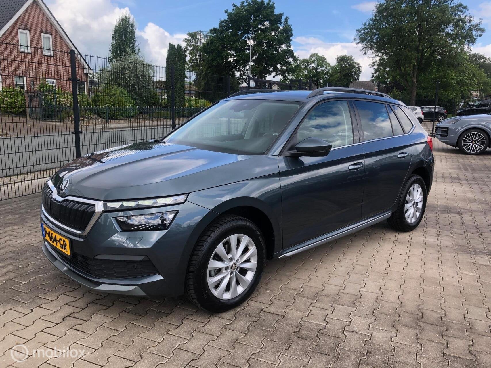 Skoda Kamiq 1.0 TSI DYNAMIC 110.PK DSG.7 NAVI APPLE CAR, Stof, Gebruikt, Kamiq, SUV of Terreinwagen
