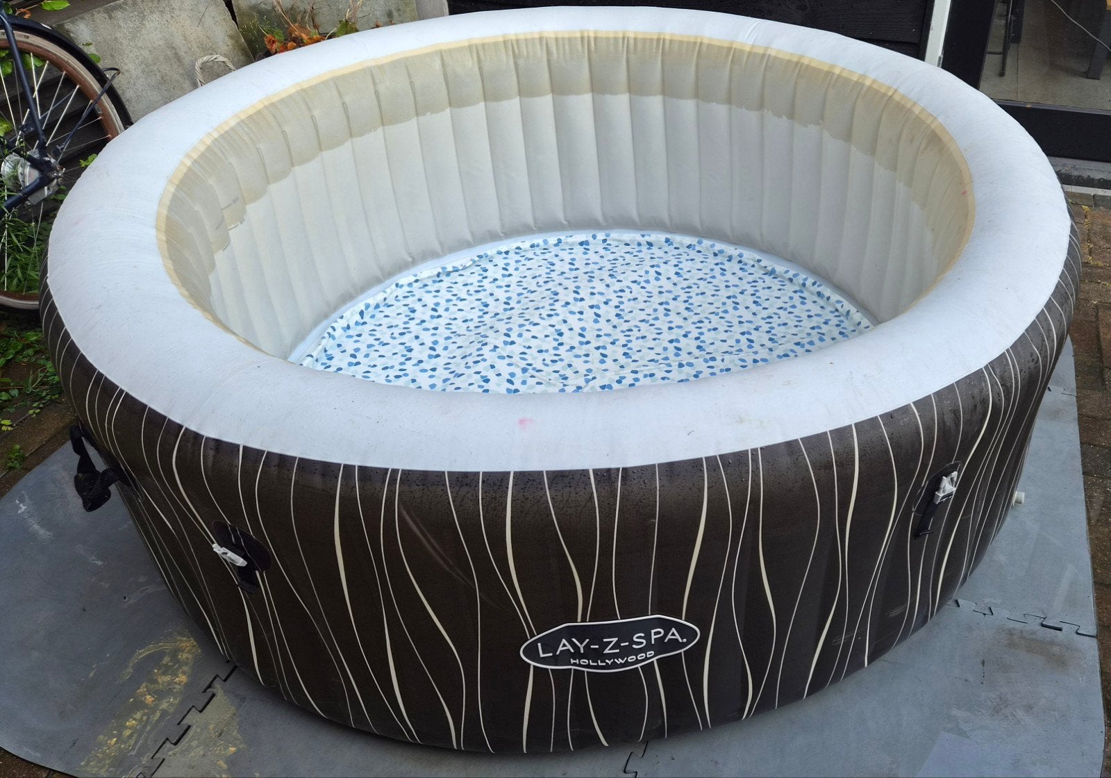 Lay-Z-Spa Hollywood opblaasbare jacuzzi, Ophalen, Gebruikt, Rond, Opzetzwembad