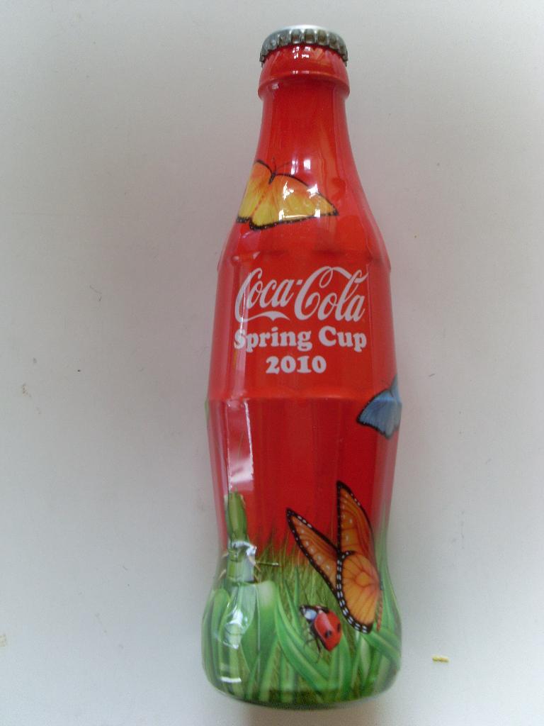 Coca Cola fles Spring Cup 2010 NIEUW, Verzamelen, Ophalen of Verzenden, Nieuw, Verpakking