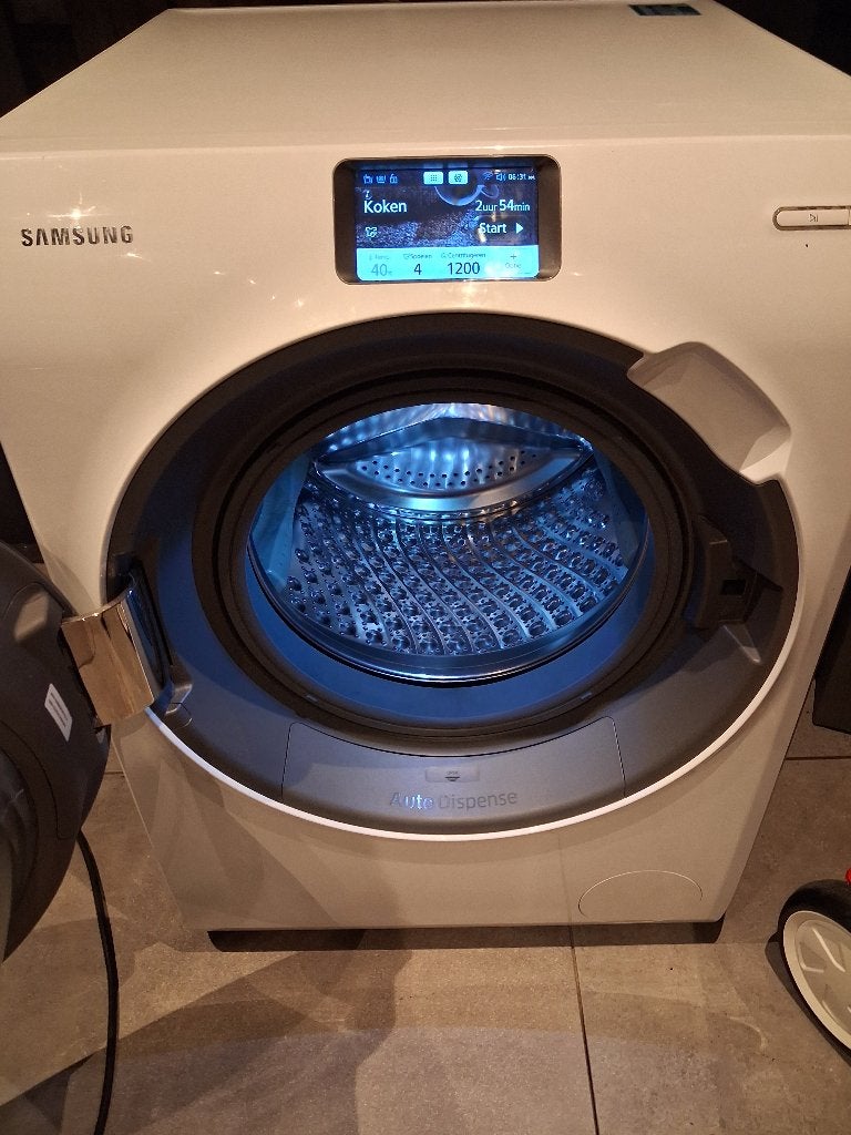 Samsung Wasmachine met Auto Dispense en diverse programma's, 1200 tot 1600 toeren, Gebruikt, 10 kg of meer, Ophalen of Verzenden