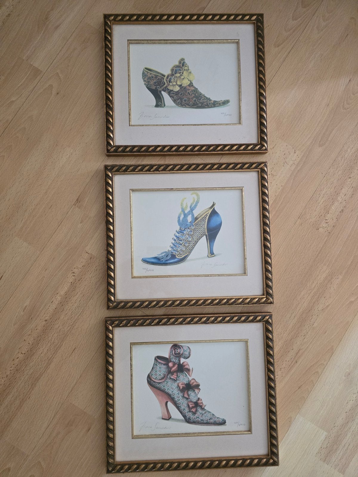 Fiona Saunders - A Passion for Shoes - Limited Edition, Antiek en Kunst, Dagelijks leven, 1950 - 1999, Ophalen of Verzenden, Genummerd