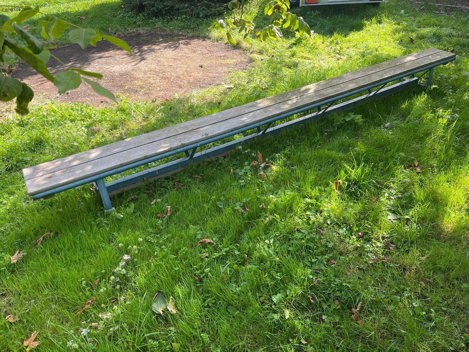 Lange houten bank uit gymzaal, Ophalen of Verzenden, Gebruikt, Hout