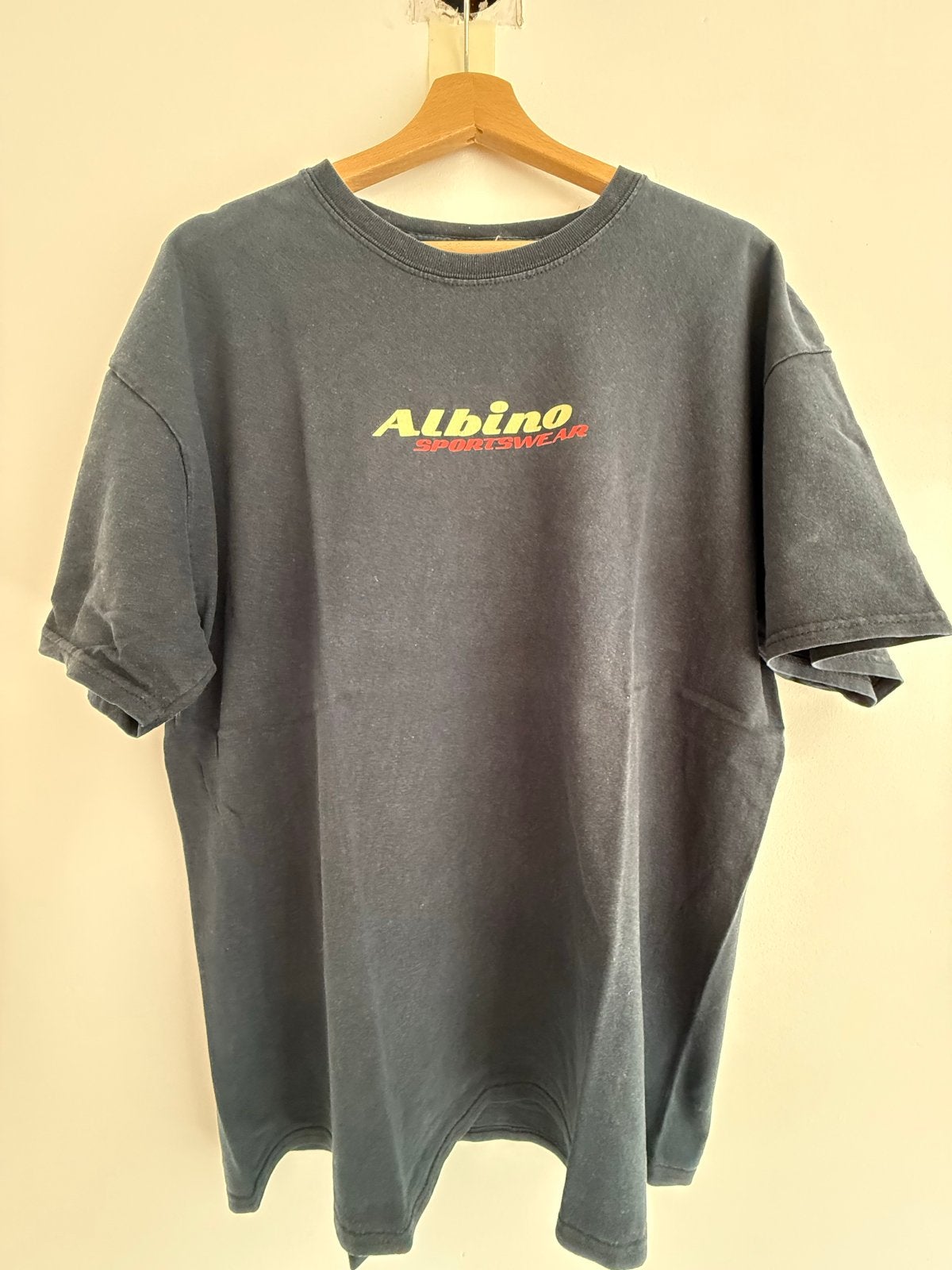 ZELDZAAM Joost Klein Albino Sportswear T-shirt 2018, Ophalen of Verzenden, Gedragen, Maat 52/54 (L), Zwart