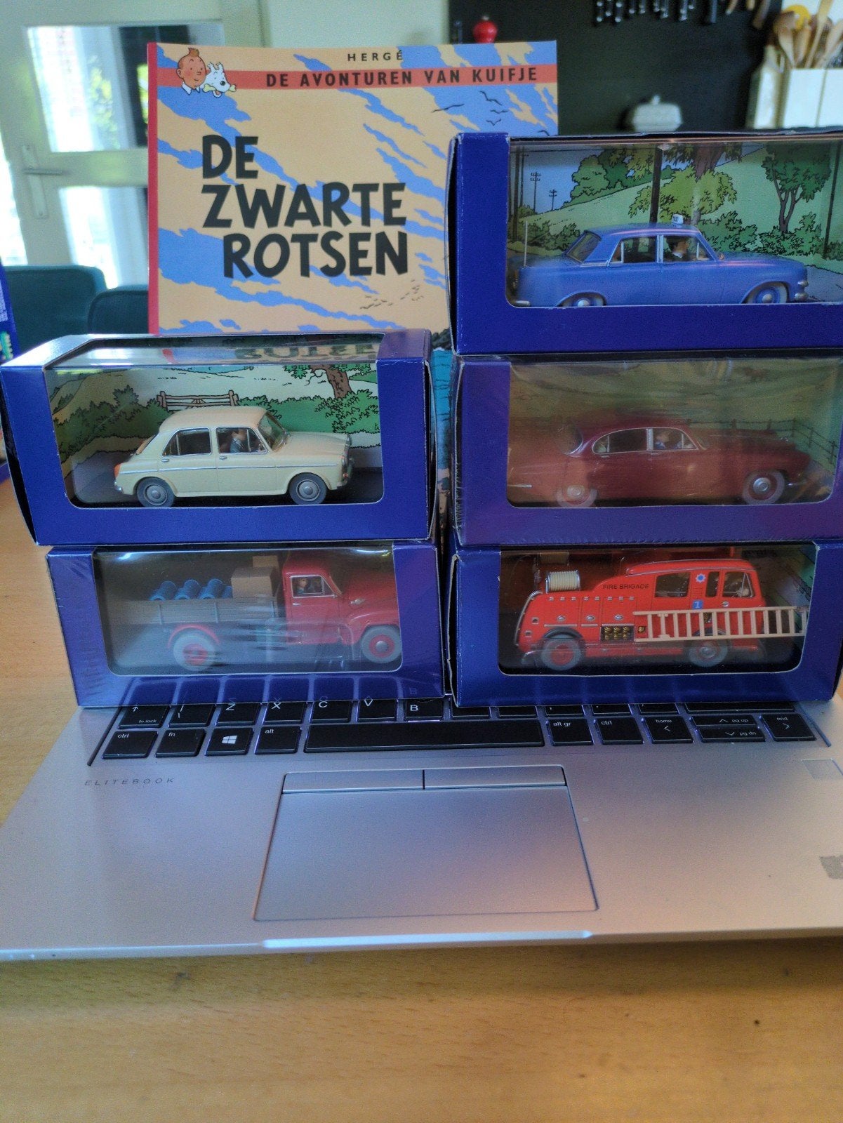 Kuifje auto's uit de Zwarte rotsen, Ophalen of Verzenden, Zo goed als nieuw, Auto, Overige merken