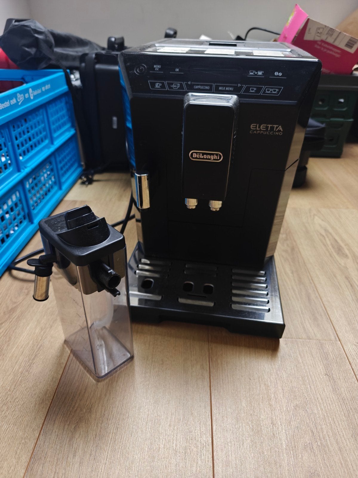 DeLonghi Eletta Cappuccino Koffiemachine, Witgoed en Apparatuur, Koffiezetapparaten, Gebruikt, 10 kopjes of meer, Koffiemachine