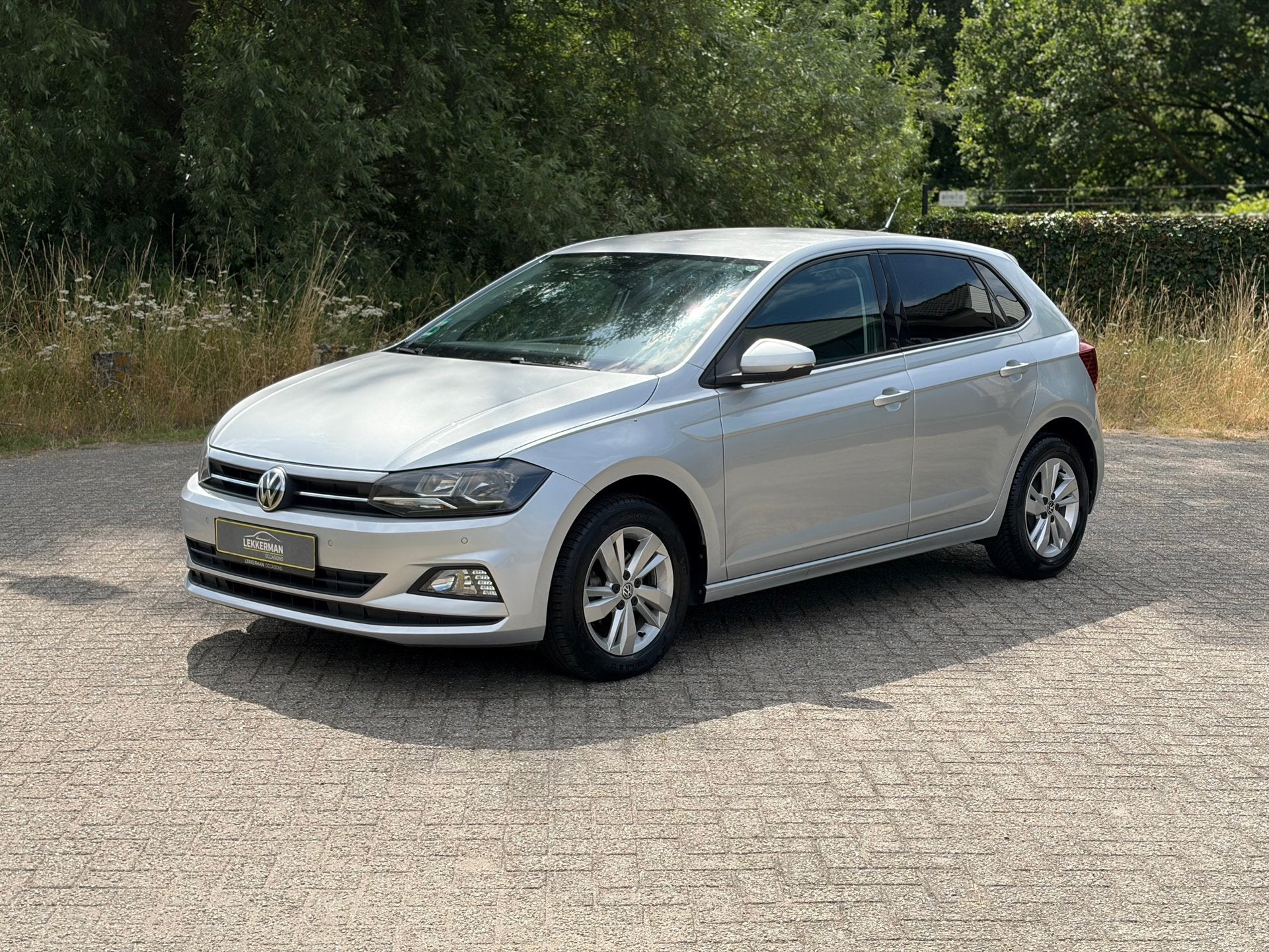 Volkswagen Polo 1.0 TSI High Line DSG I CAMERA I UNIEKE KM S, Gebruikt, 95 pk, Origineel Nederlands, Bedrijf
