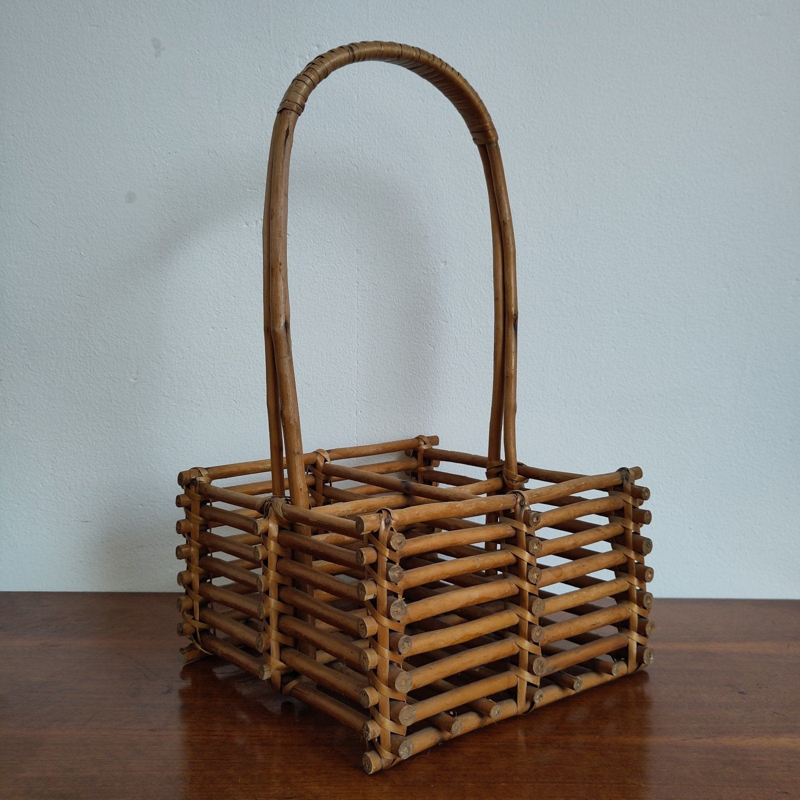 vintage rotan flessenmand, Verzamelen, Ophalen of Verzenden, Huis en Inrichting