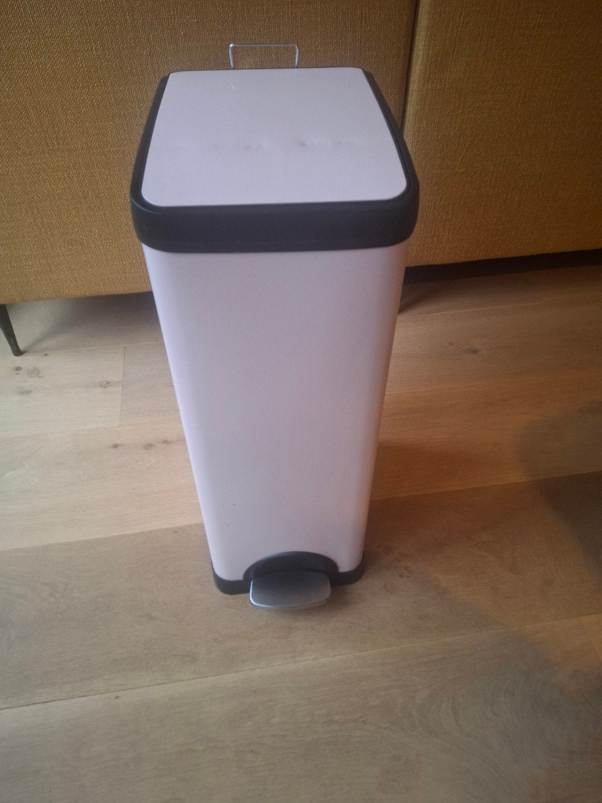Roze Kwantum Prullenbak met Pedaal, Huis en Inrichting, Ophalen, Gebruikt, Met pedaal