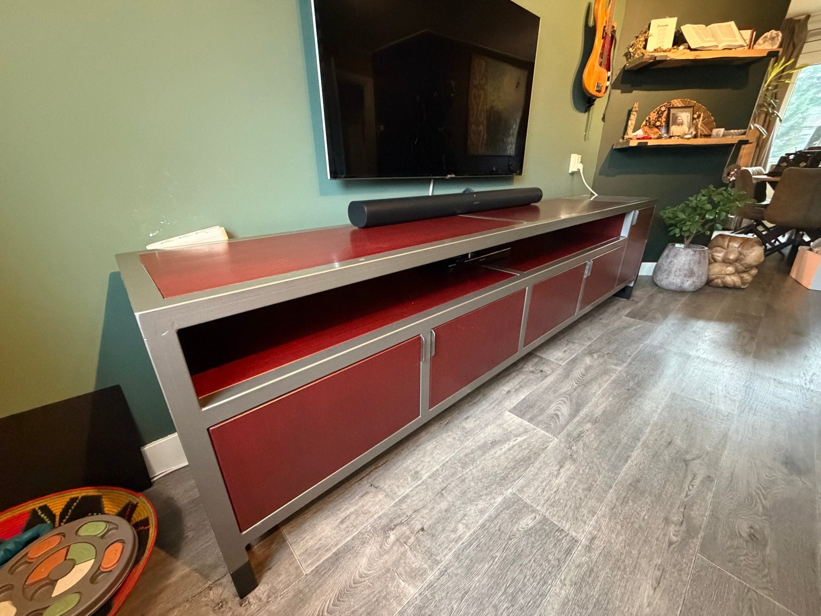 Uniek TV-meubel / wandmeubel van staal en hout, Ophalen, Gebruikt, 200 cm of meer, Minder dan 100 cm