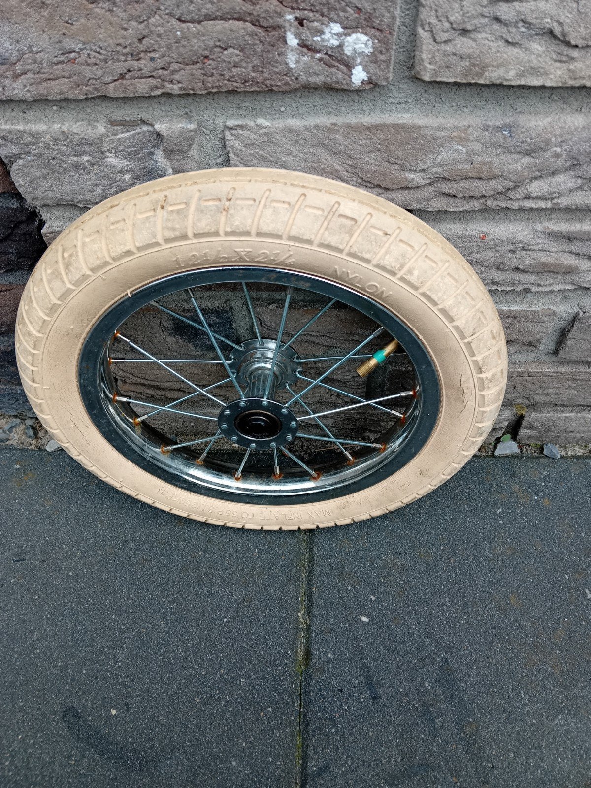 wiel 12 inch, Ophalen of Verzenden