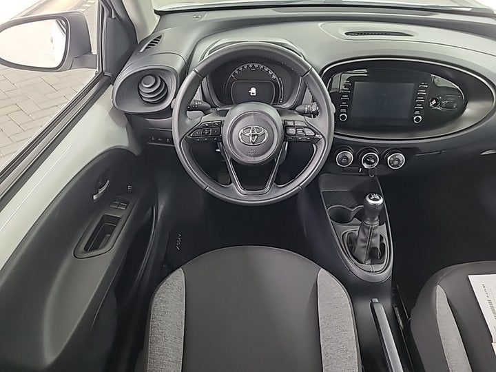 Toyota Aygo X 1.0 VVT-i MT Play 1e-Eig. & Keurig-Onderh BOVA, 12 maanden, Stof, Gebruikt, 920 kg
