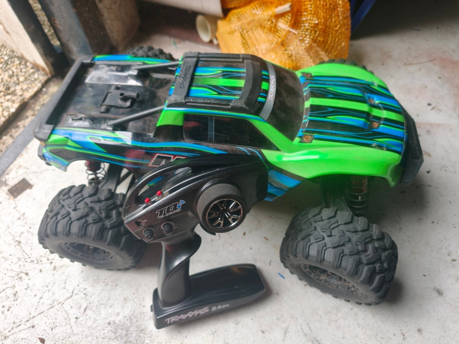 Traxxas Maxx RC auto - Technisch in goede staat, Elektro, Gebruikt, Auto offroad, Ophalen of Verzenden