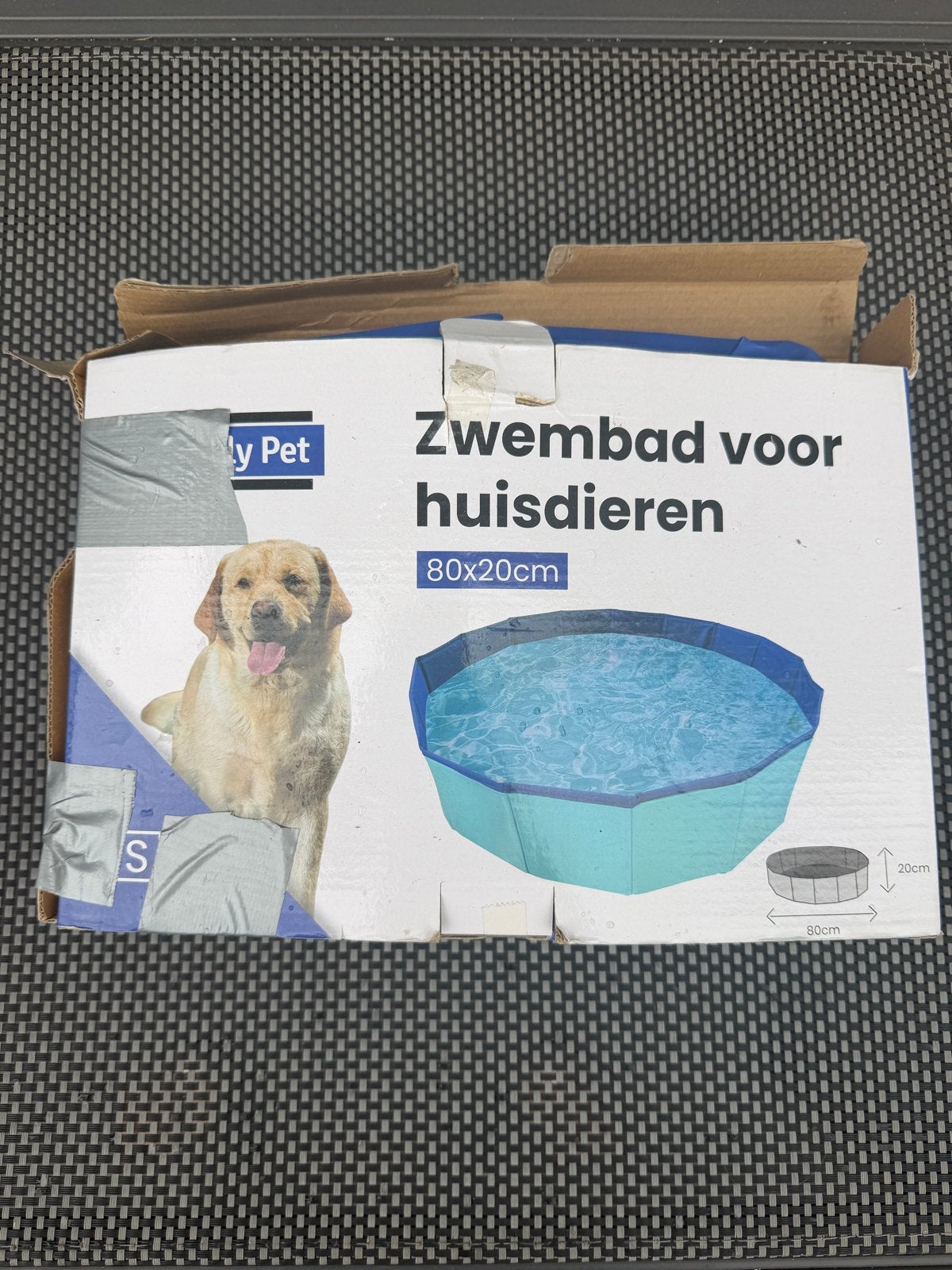 Honden zwembad, Ophalen