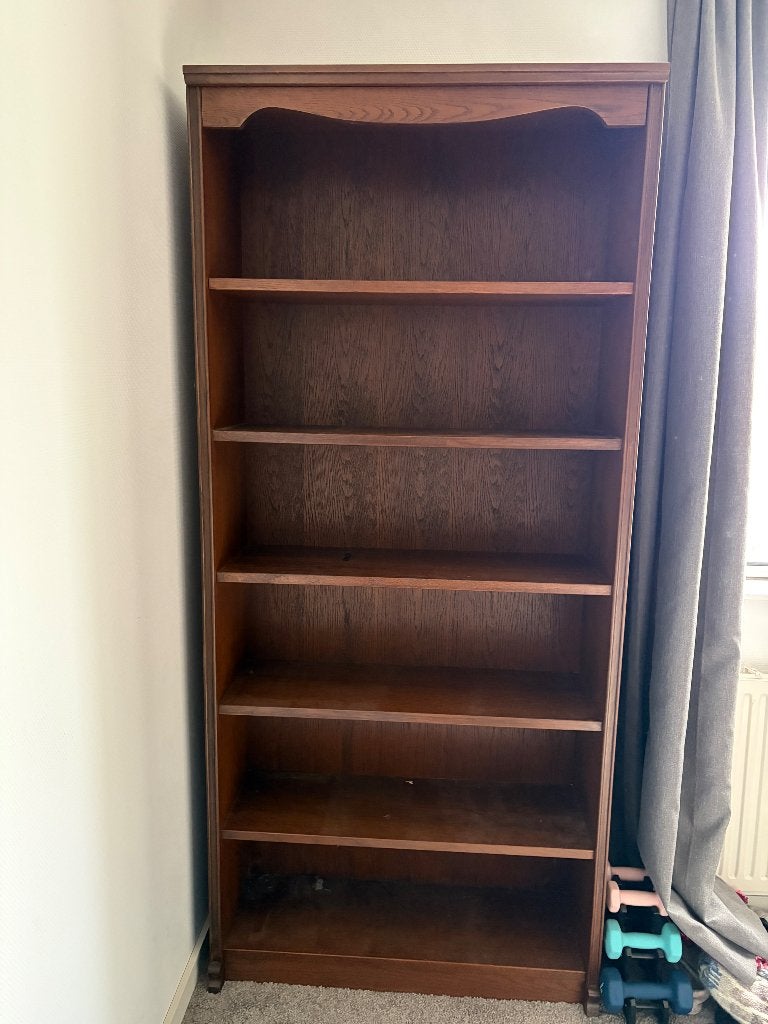 Houten Boekenkast - Klassiek en Ruim, Ophalen, Met plank(en), Gebruikt, 200 cm of meer