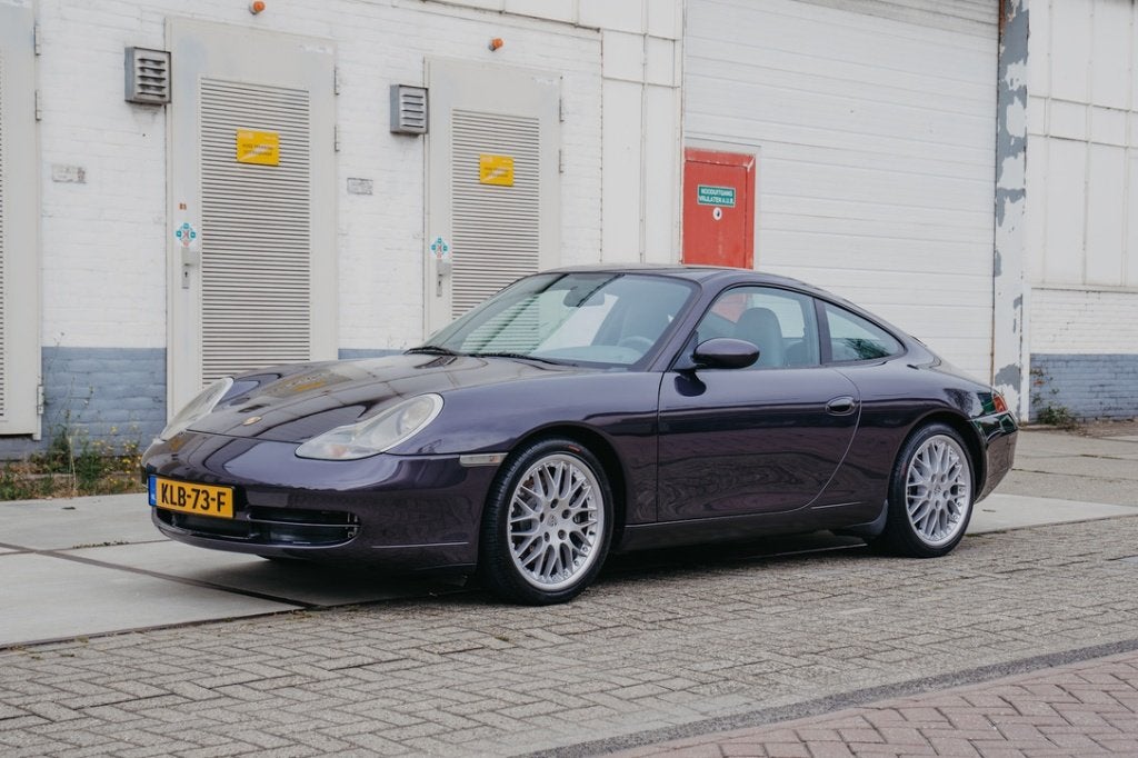 Porsche 911 996 coupe C2 Manueel 'Vesuvio Metallic' BTW!, Auto's, Porsche, Achterwielaandrijving, Overige kleuren, Leder, Bedrijf