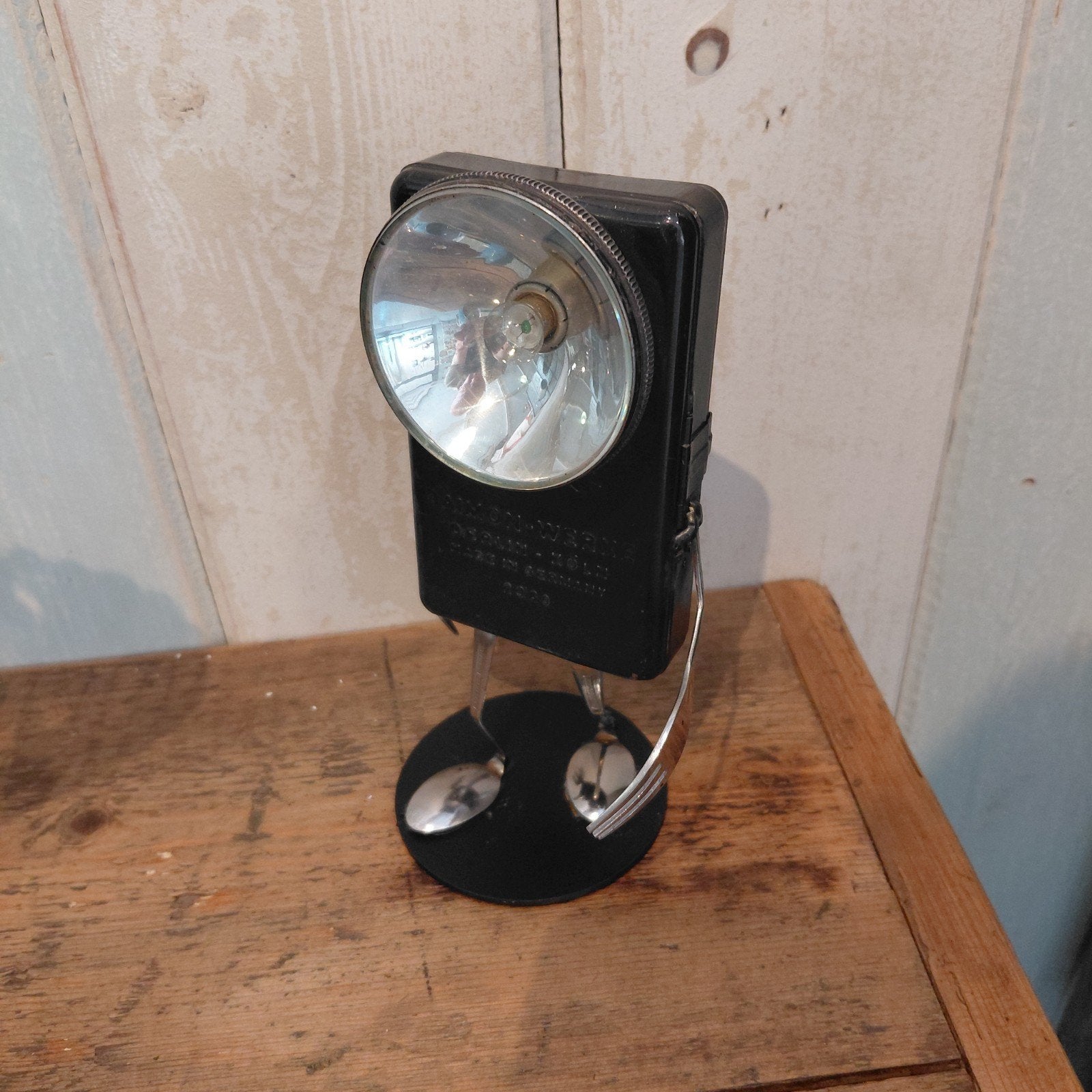 Robot van oude zaklamp - upcycling - metal art, Zw, Ophalen of Verzenden, Zw, Industrieel