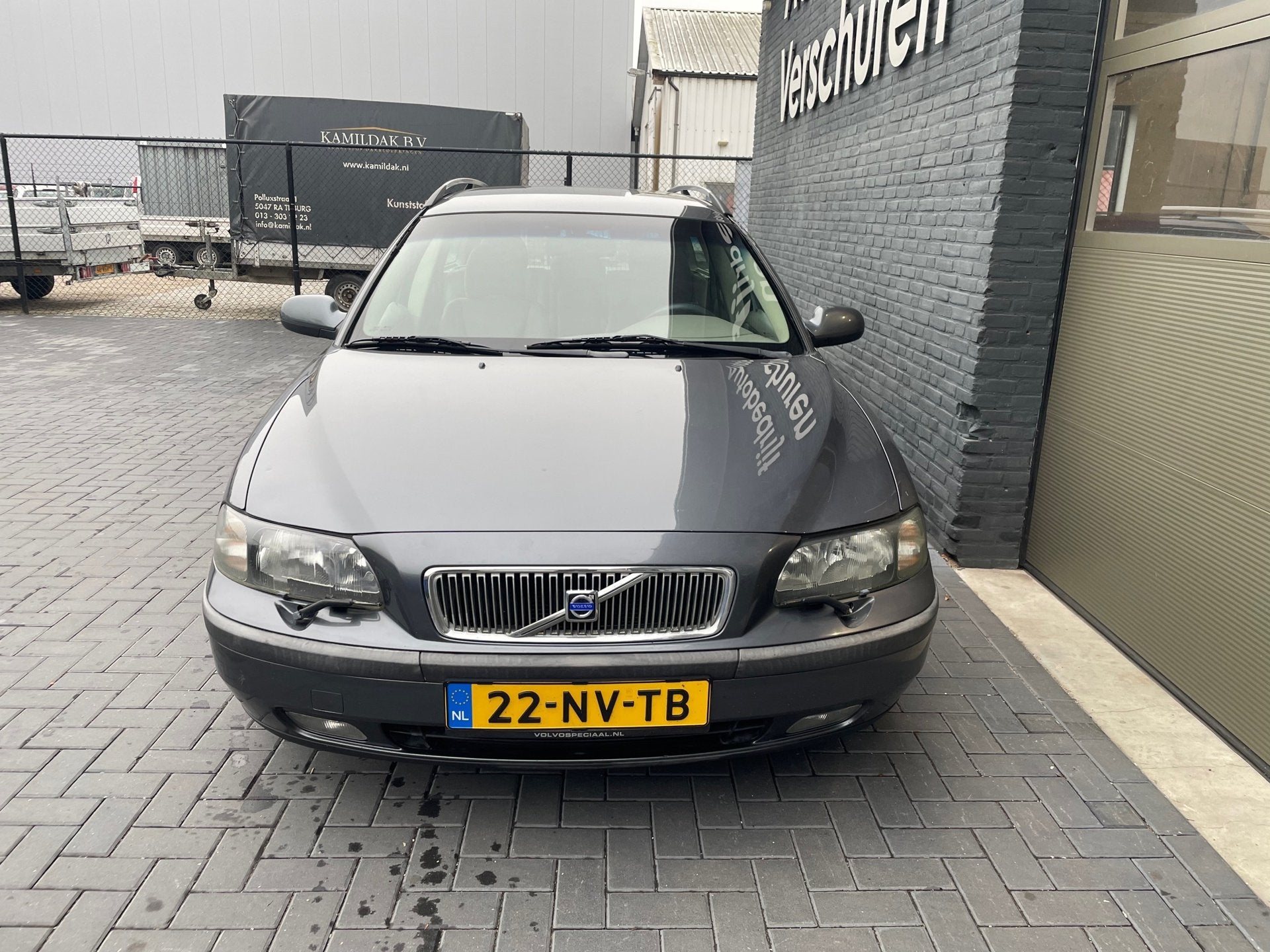 Volvo V70 2.4 Edition II trekhaak, Auto's, Voorwielaandrijving, Beige, Leder en Stof, Euro 4